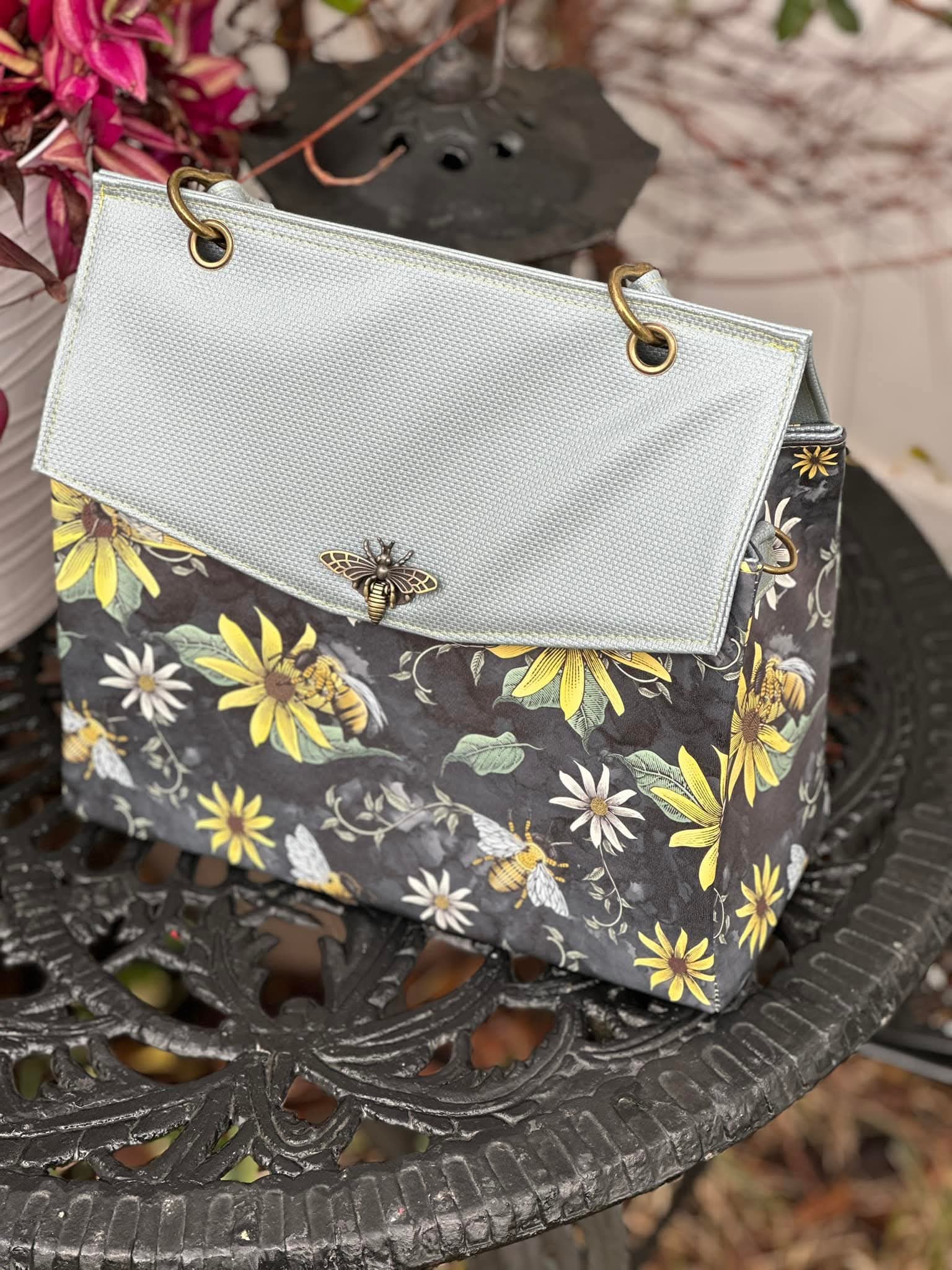 Briana Big, Small Size Bag Pattern - Image 8