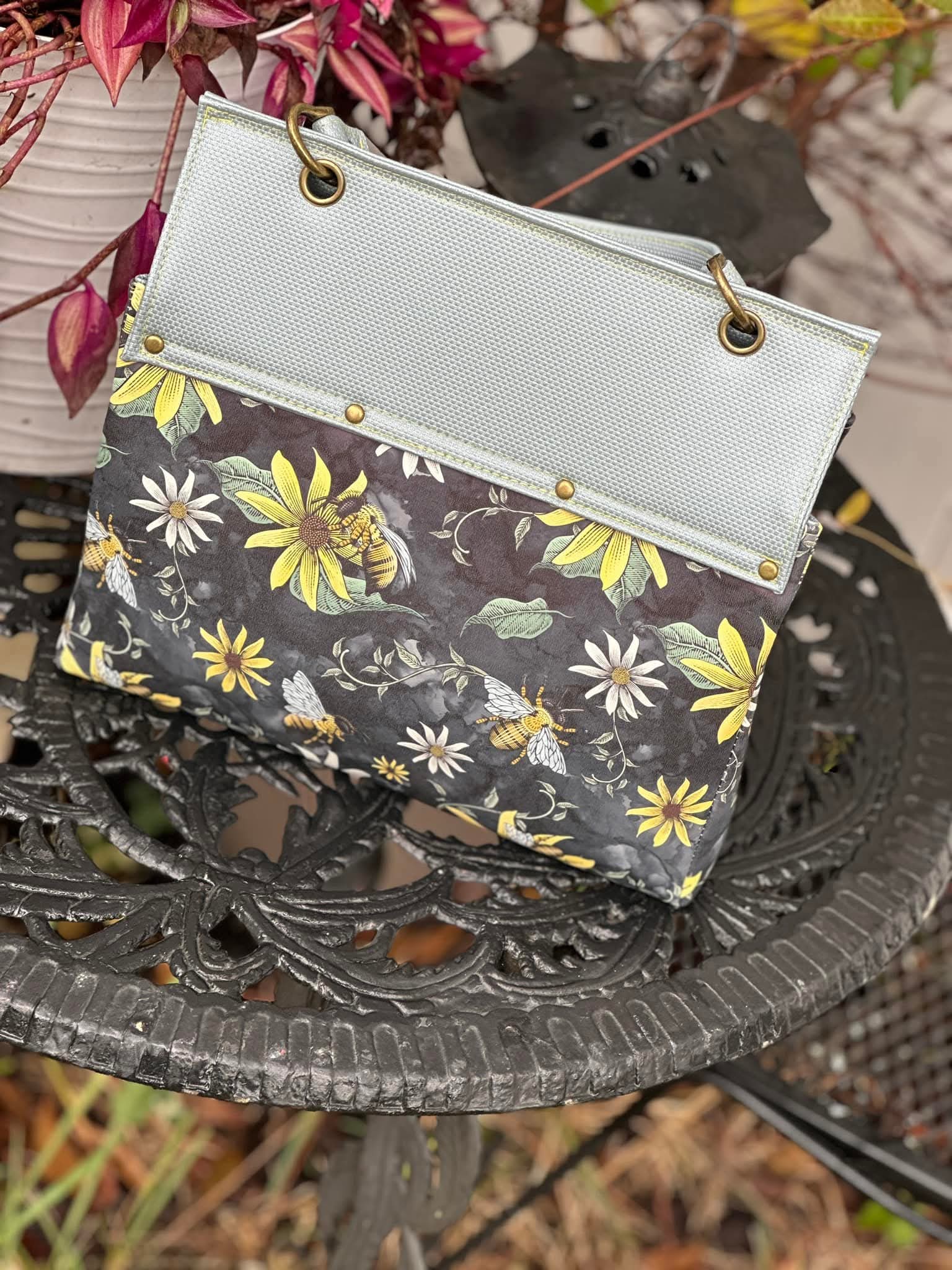 Briana Big, Small Size Bag Pattern - Image 11